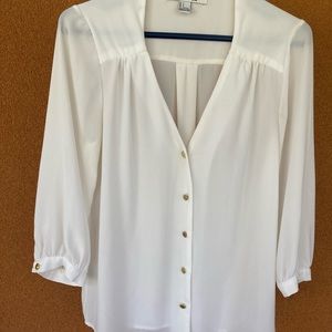 White Blouse, Perfect for work or date night!
